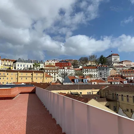 Апартаменти Wave Of Light In By Innkeeper